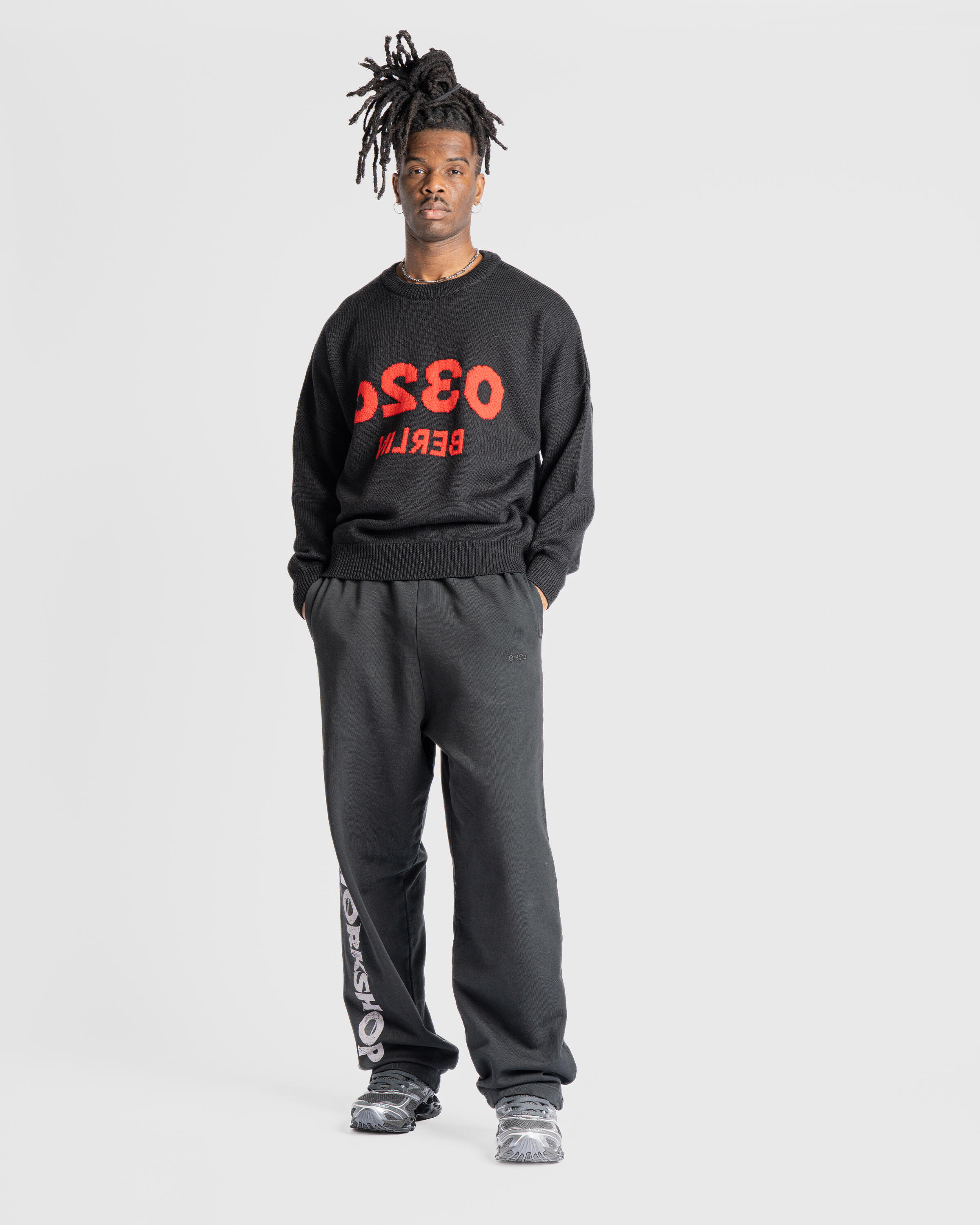 032c-selfie-sweater-black-s25-